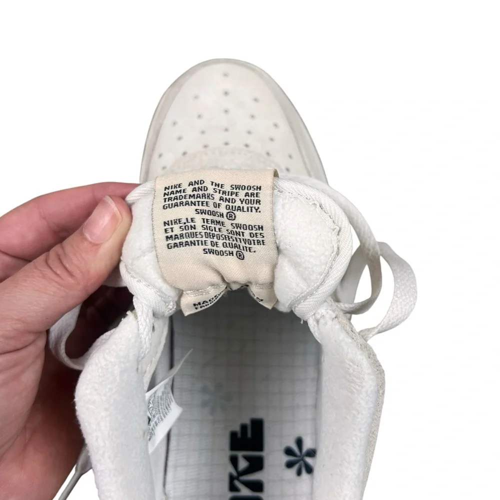 Nike Women's Air Force 1 Low '07 SE Sanddrift Gum Fleece‎ SZ 8.5